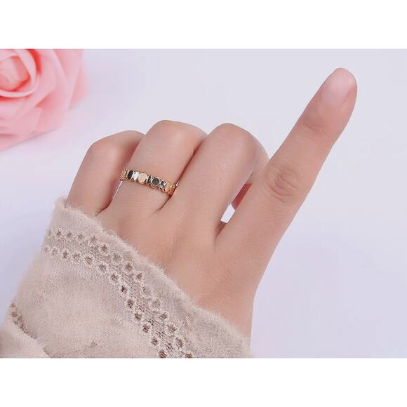 16K Gold Filled Geometric Abstract Ring - Ovals O/S - Picture 5 of 5